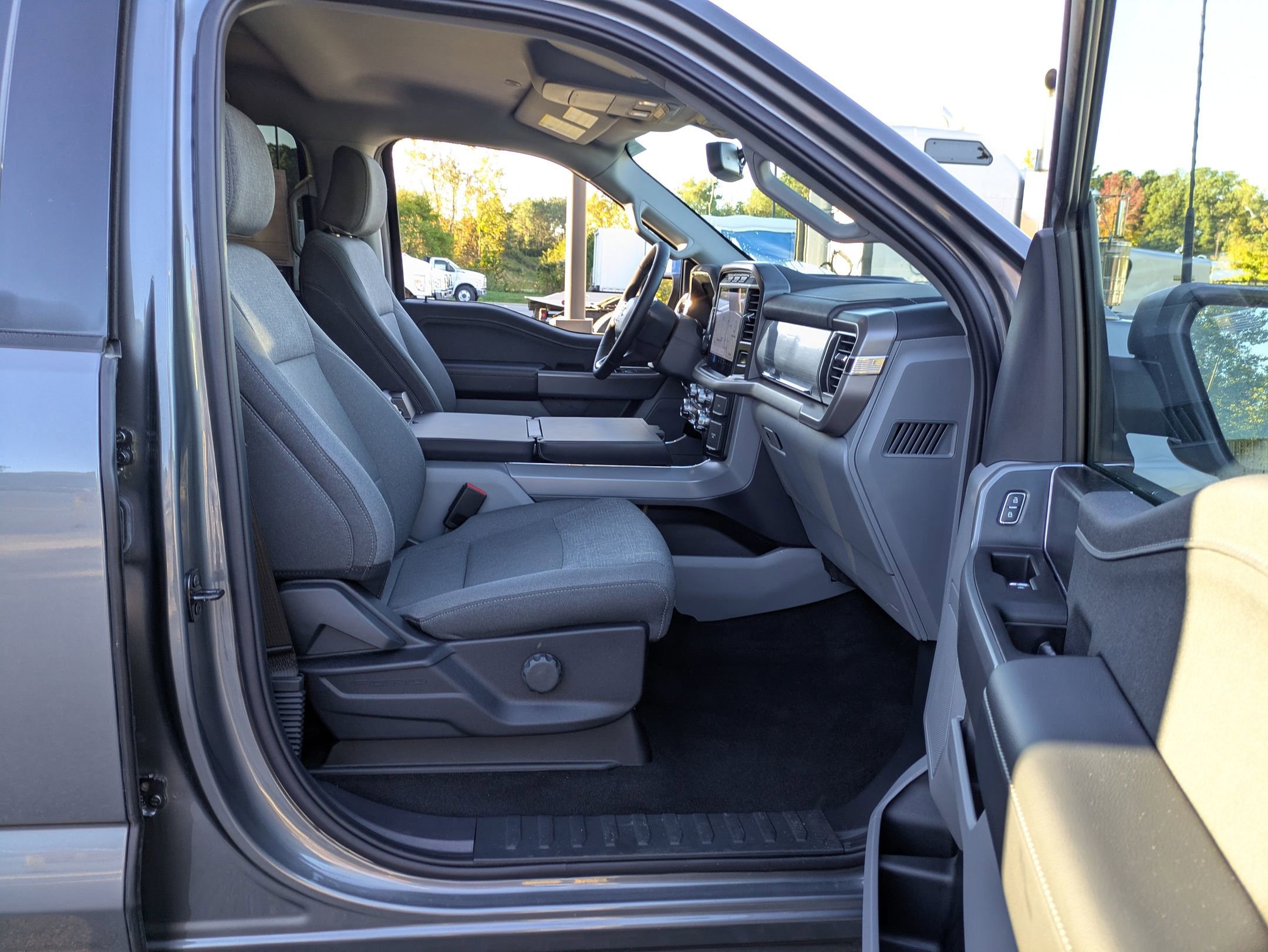 Certified 2024 Ford F150 Lightning XLT image 41