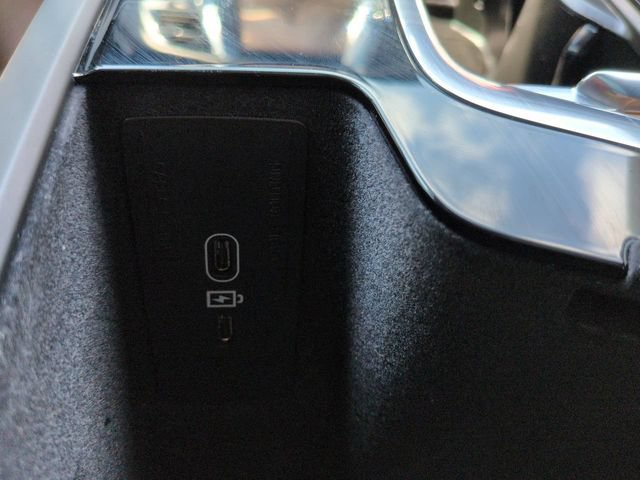 Used 2023 Volvo XC90 B5 Plus w/ Protection Package Premier AWD/4WD image 29