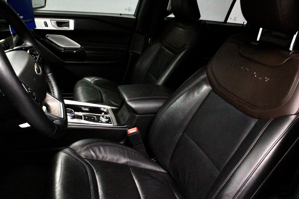 Certified 2022 Ford Explorer Platinum w/ Equipment Group 601A image 29