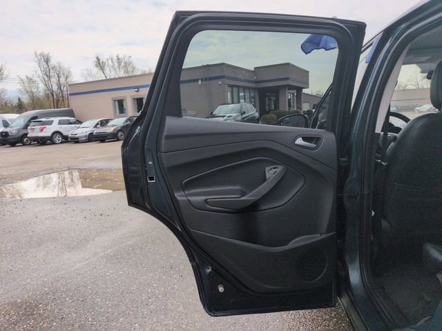 Certified 2019 Ford Escape SE image 22