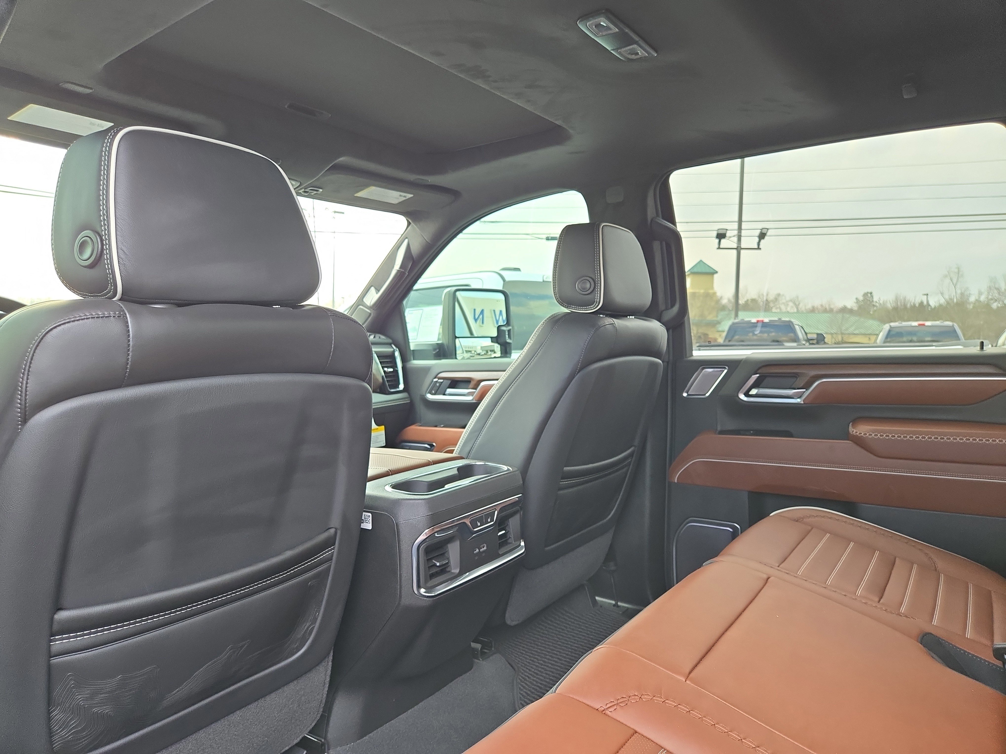 Used 2026 GMC Sierra 3500 Denali Ultimate image 27