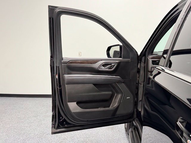 Used 2021 Chevrolet Tahoe LT w/ LT Signature Plus Package RWD image 9