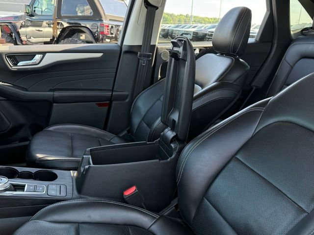 Certified 2022 Ford Escape SEL w/ Technology Package AWD/4WD image 25
