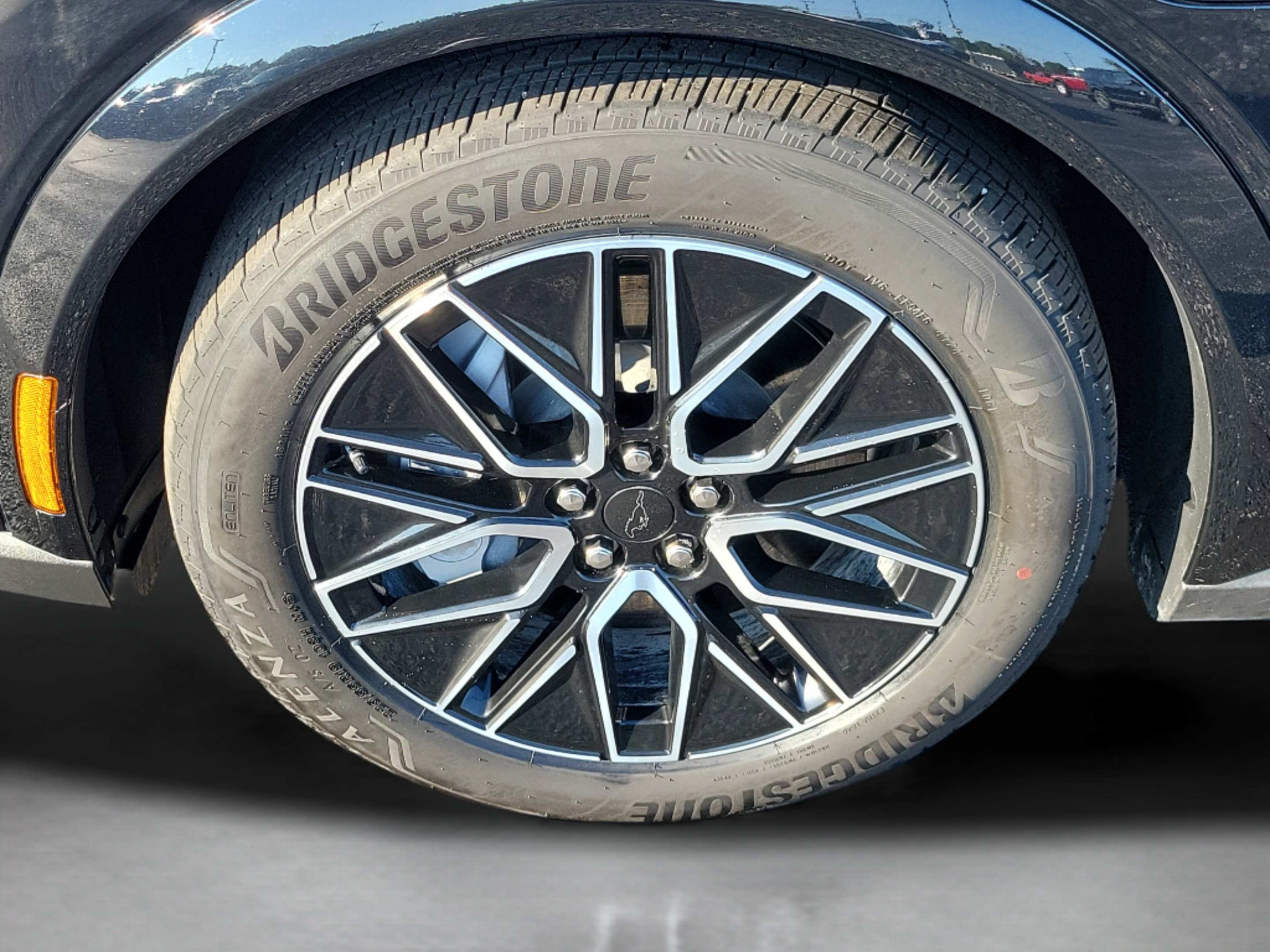 Certified 2025 Ford Mustang Mach-E Premium AWD/4WD image 31