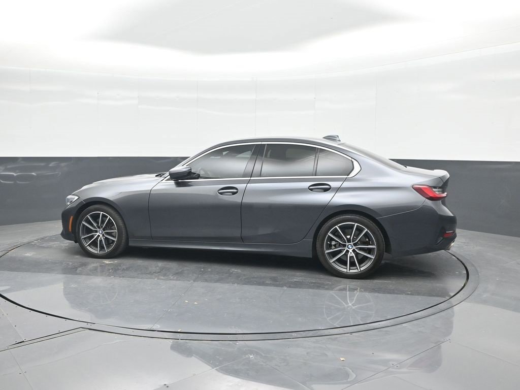 Used 2022 BMW 330i Sedan image 4