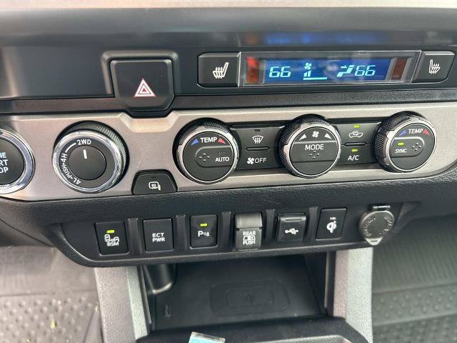 Used 2023 Toyota Tacoma Limited AWD/4WD image 32