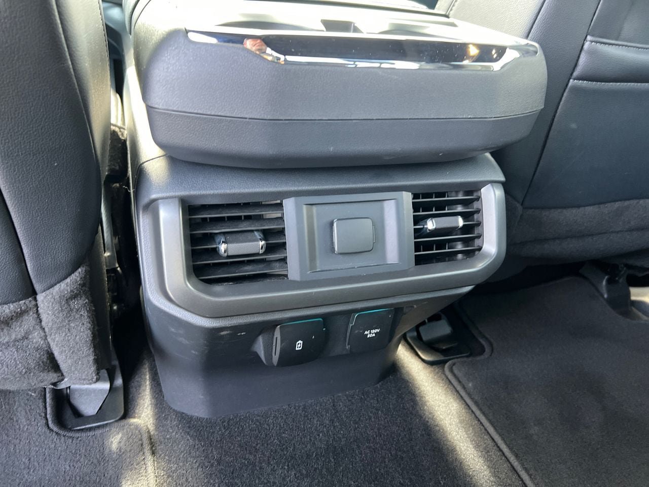 Certified 2024 Ford F150 XLT w/ Equipment Group 303A High AWD/4WD image 23