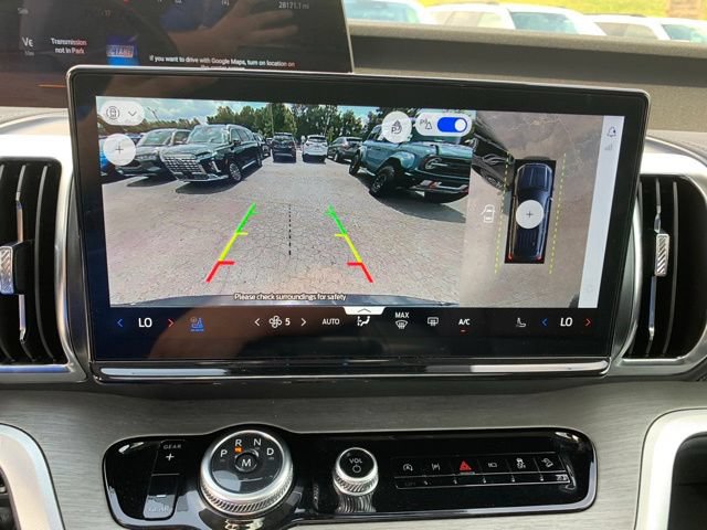 Certified 2025 Ford Expedition Platinum AWD/4WD image 32