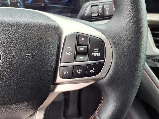 Certified 2025 Ford Explorer Active w/ Active Comfort Package image 10