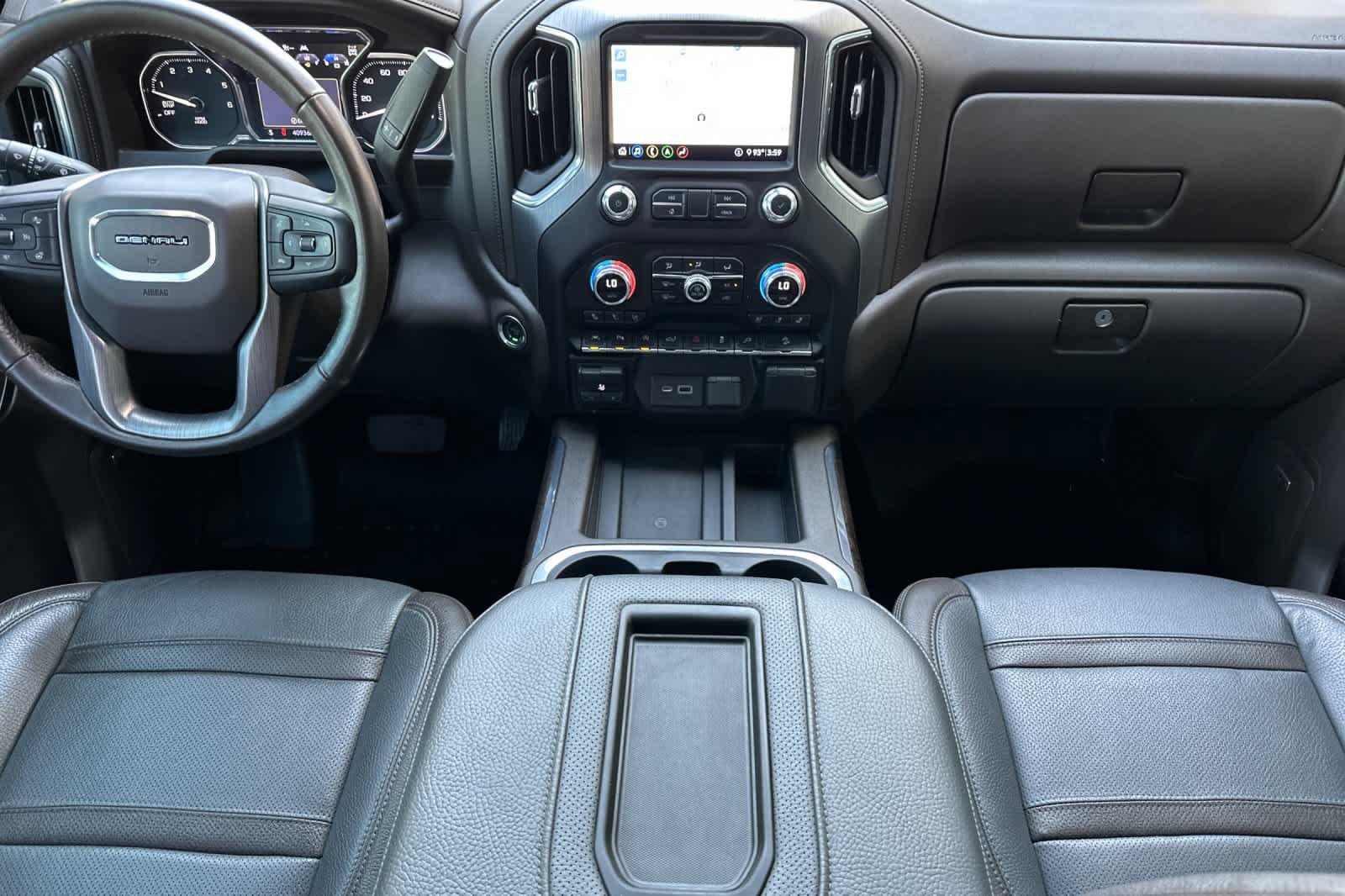 Used 2020 GMC Sierra 1500 Denali w/ Denali Premium Package AWD/4WD image 3