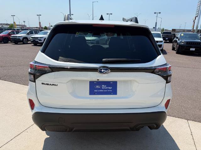 Used 2026 Subaru Forester Premium AWD/4WD image 6