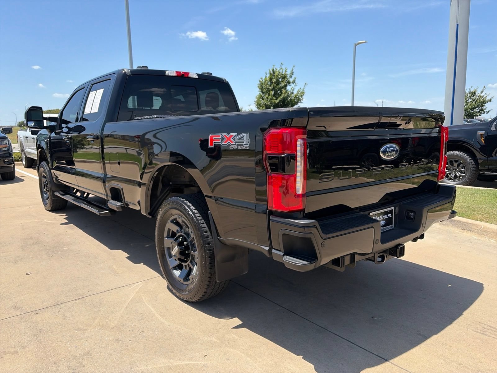 Certified 2023 Ford F350 Lariat w/ Lariat Ultimate Package AWD/4WD image 3