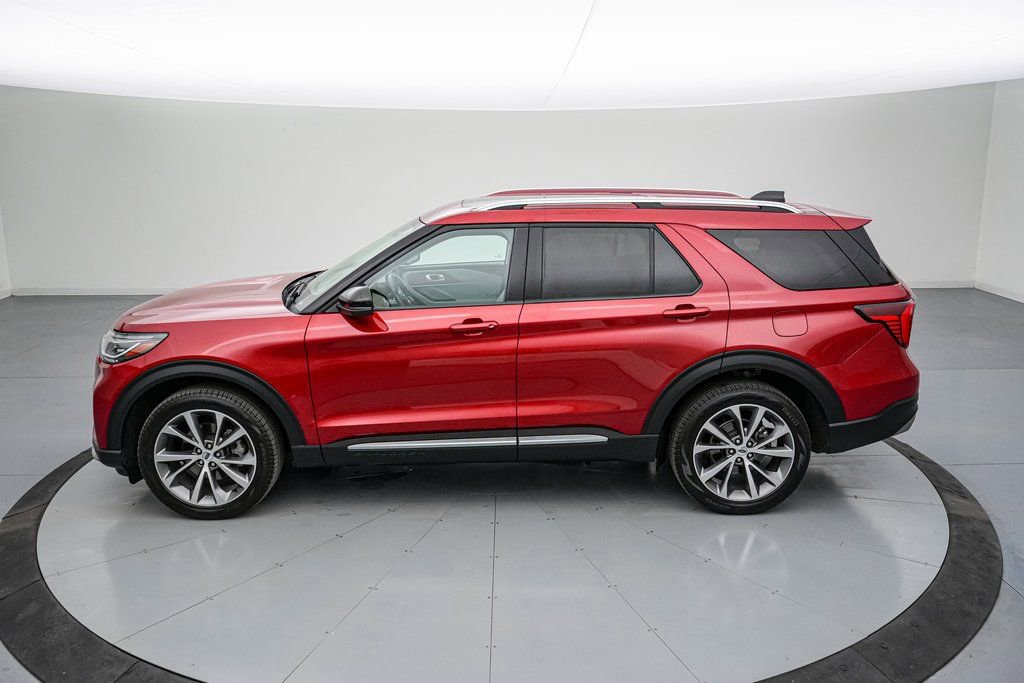 Certified 2025 Ford Explorer Platinum w/ Ultimate Package image 2