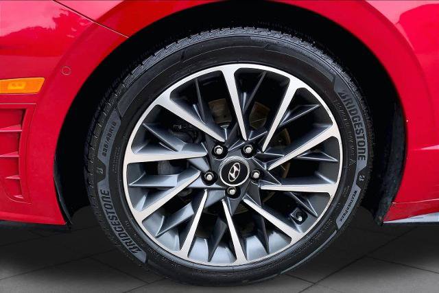 Used 2020 Hyundai Sonata Limited FWD image 11