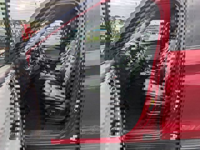 Certified 2022 Ford Explorer XLT w/ Equipment Group 202A image 15