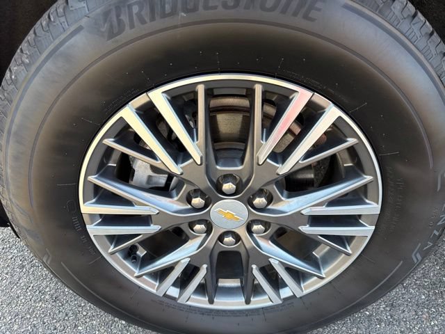 Used 2025 Chevrolet Traverse LT AWD/4WD image 10