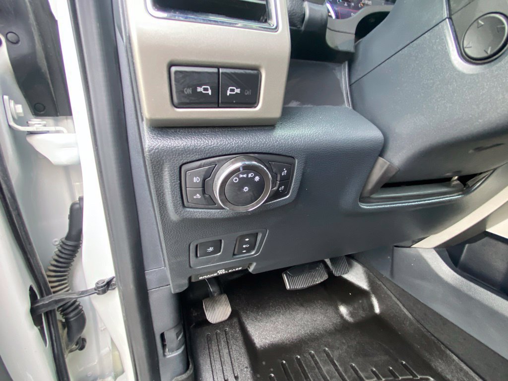 Certified 2022 Ford F350 Lariat w/ Lariat Ultimate Package AWD/4WD image 12