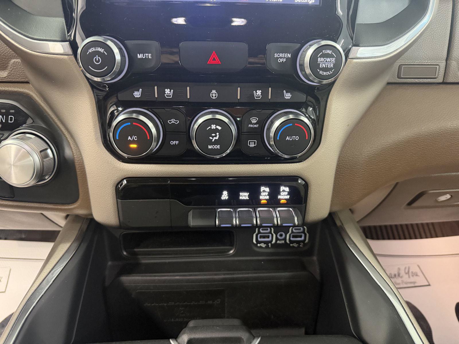 Used 2020 RAM 1500 Laramie RWD image 19