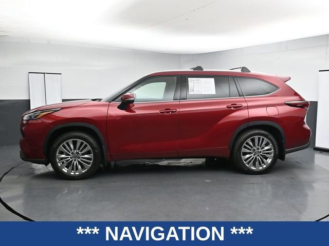 Used 2025 Toyota Highlander Platinum AWD/4WD image 4