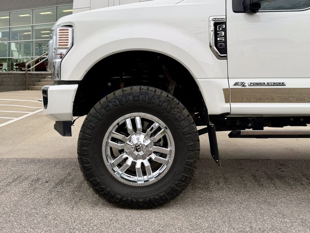 Certified 2020 Ford F350 Platinum AWD/4WD image 28