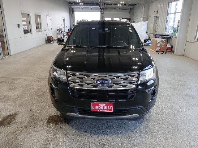 Certified 2018 Ford Explorer XLT w/ Equipment Group 201A image 8