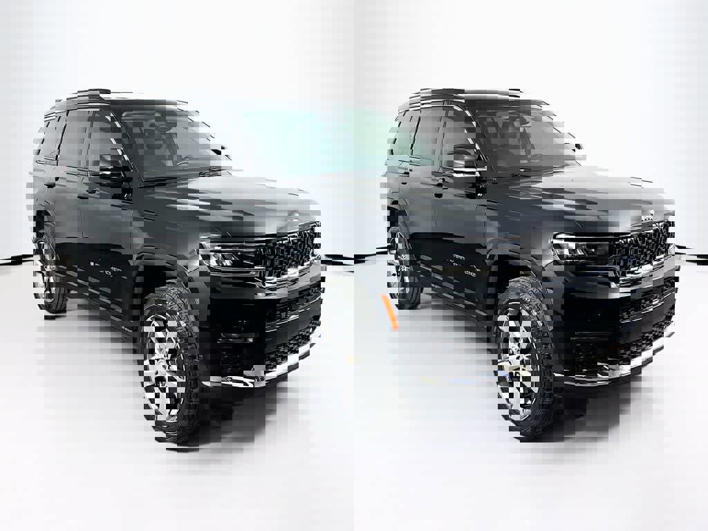 Used 2022 Jeep Grand Cherokee L Limited image 7