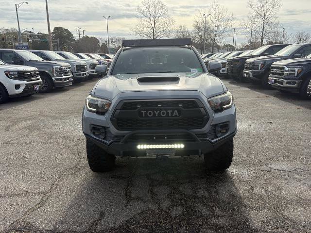 Used 2017 Toyota Tacoma TRD Pro image 2