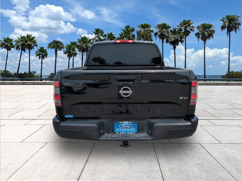 Used 2022 Nissan Frontier SV w/ Technology Package RWD image 6