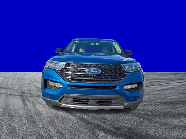 Certified 2023 Ford Explorer XLT w/ Equipment Group 202A RWD image 9