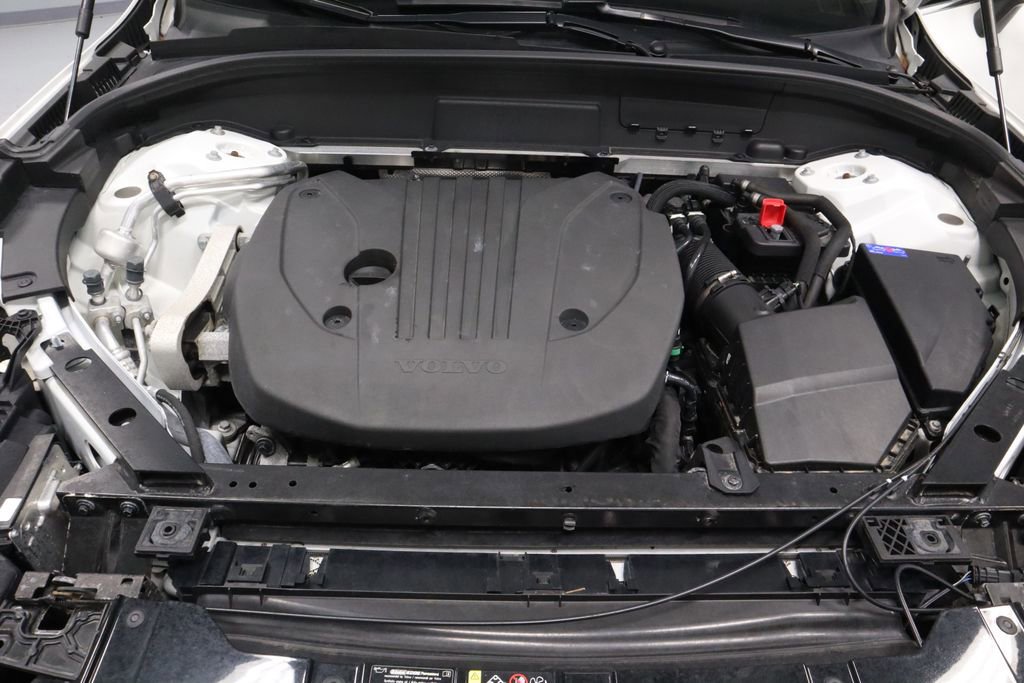 Used 2023 Volvo XC60 B5 Core AWD/4WD image 15