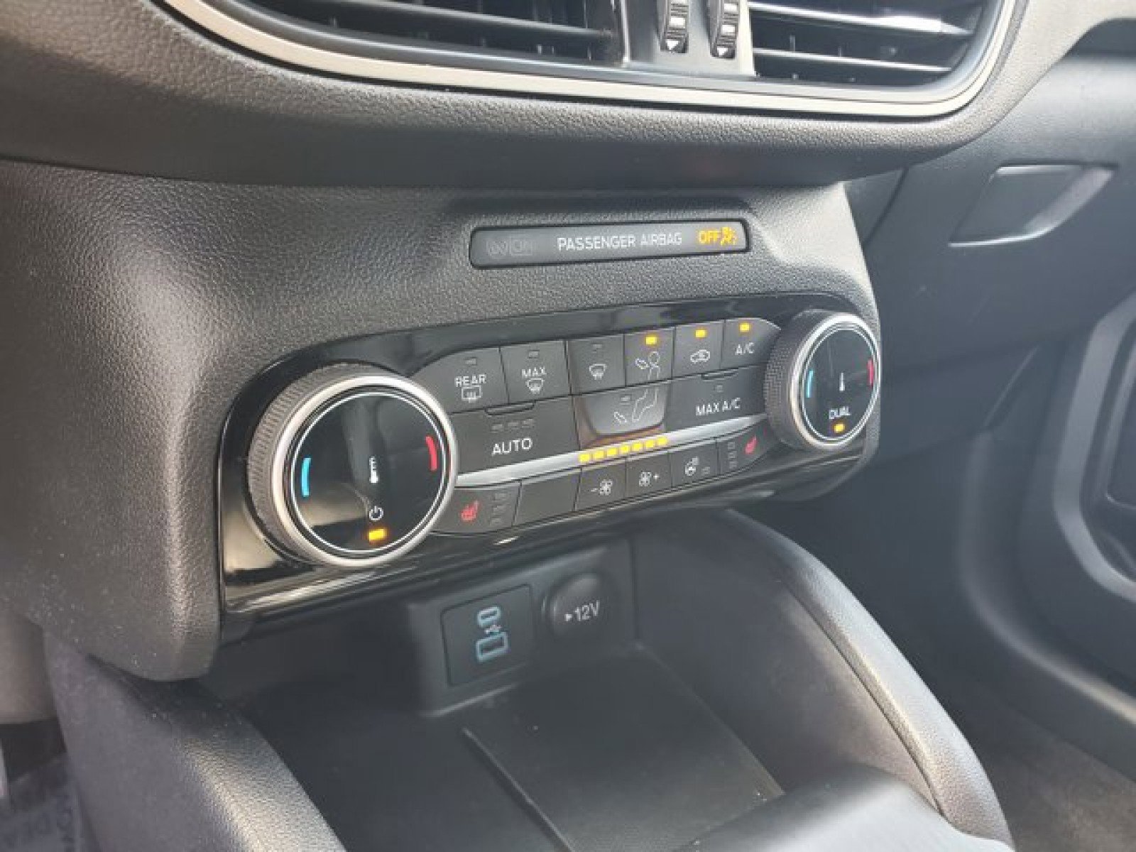 Certified 2022 Ford Escape SEL image 24