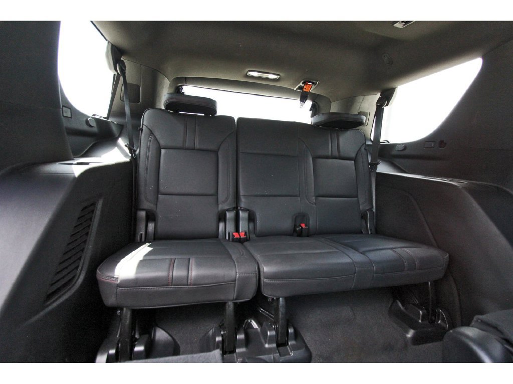 Used 2023 Chevrolet Tahoe RST w/ Luxury Package RWD image 17