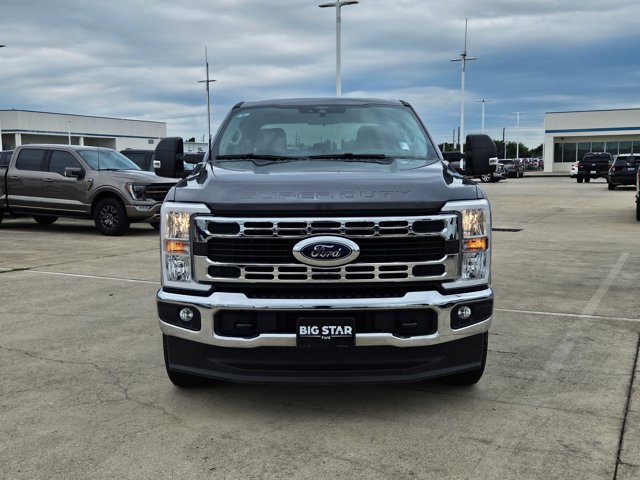 Certified 2025 Ford F250 XLT AWD/4WD image 8