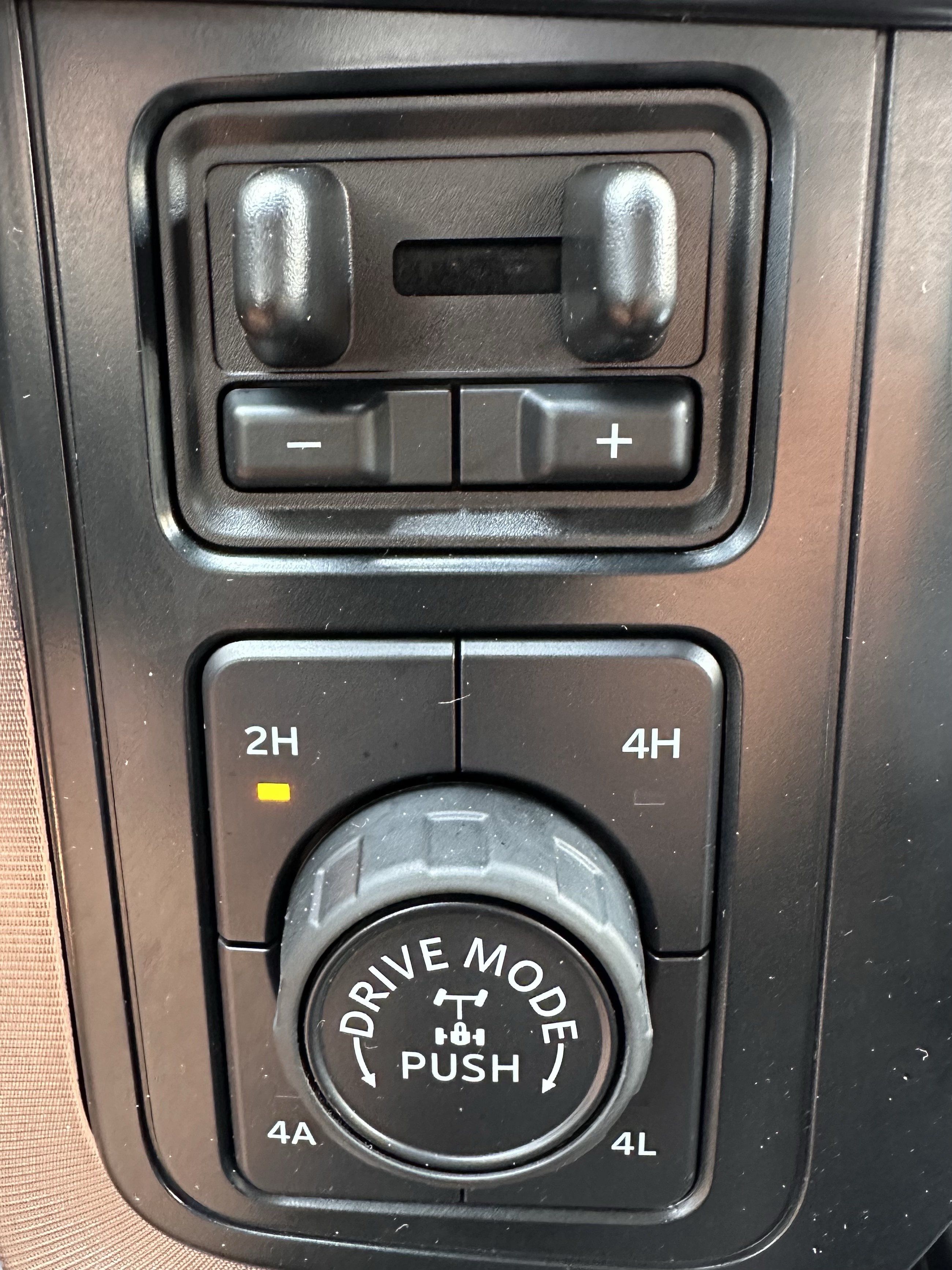 Certified 2025 Ford F150 Platinum AWD/4WD image 23
