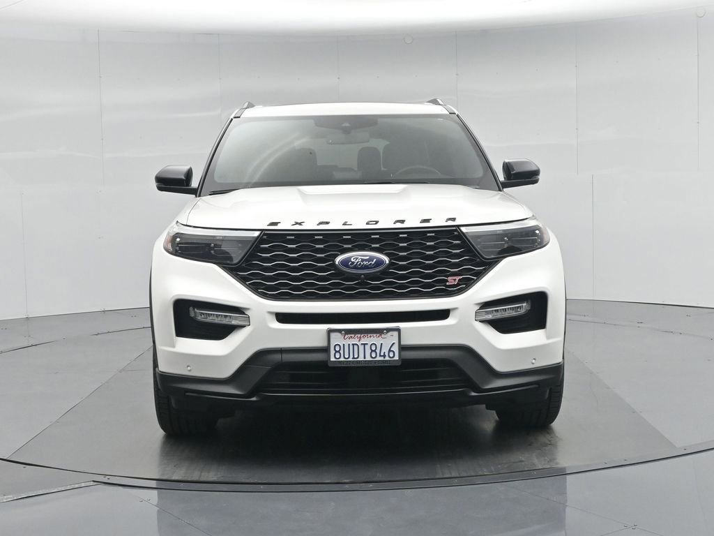 Certified 2020 Ford Explorer ST w/ Premium Technology Package image 28