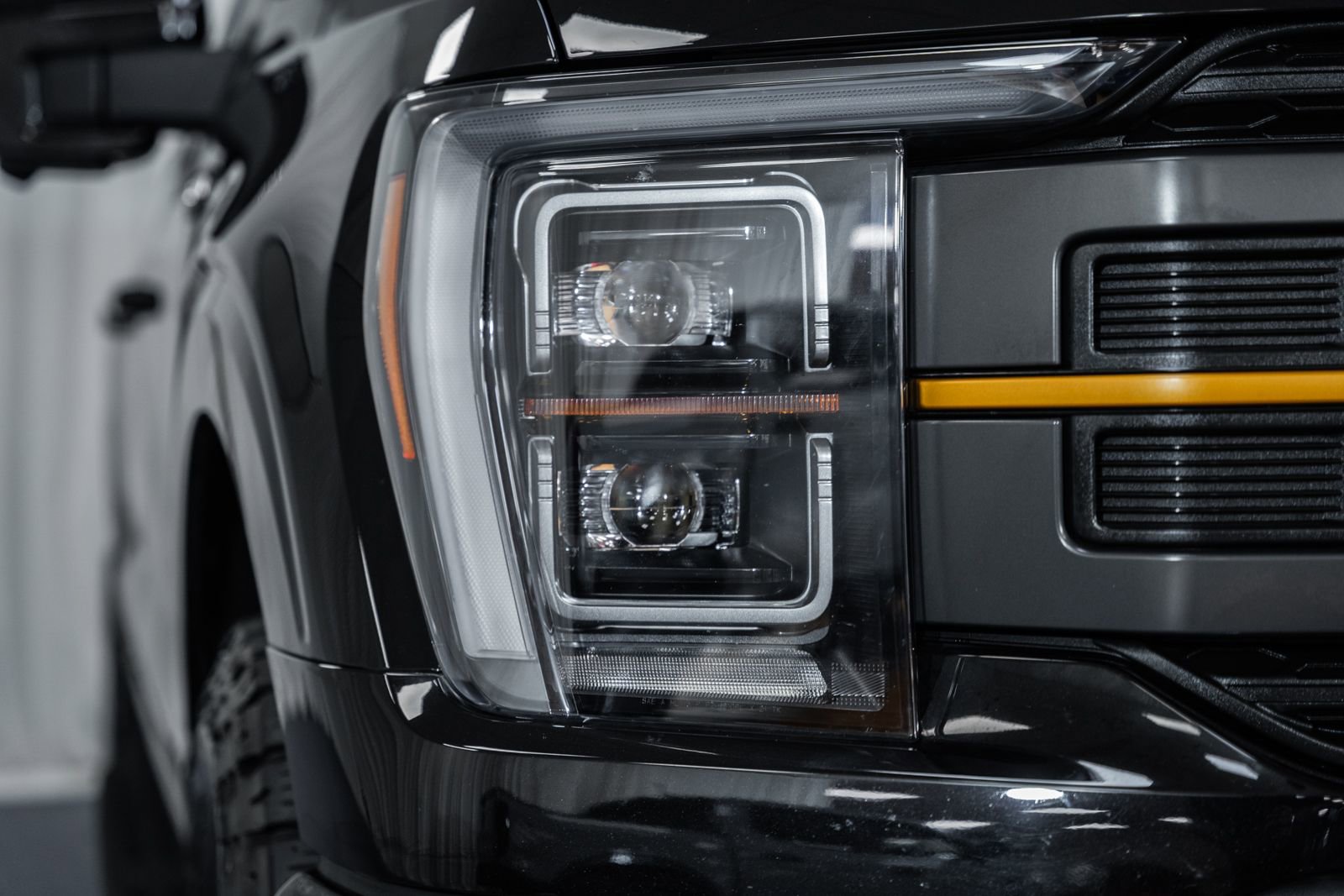 Certified 2023 Ford F150 Tremor w/ Equipment Group 402A High image 9