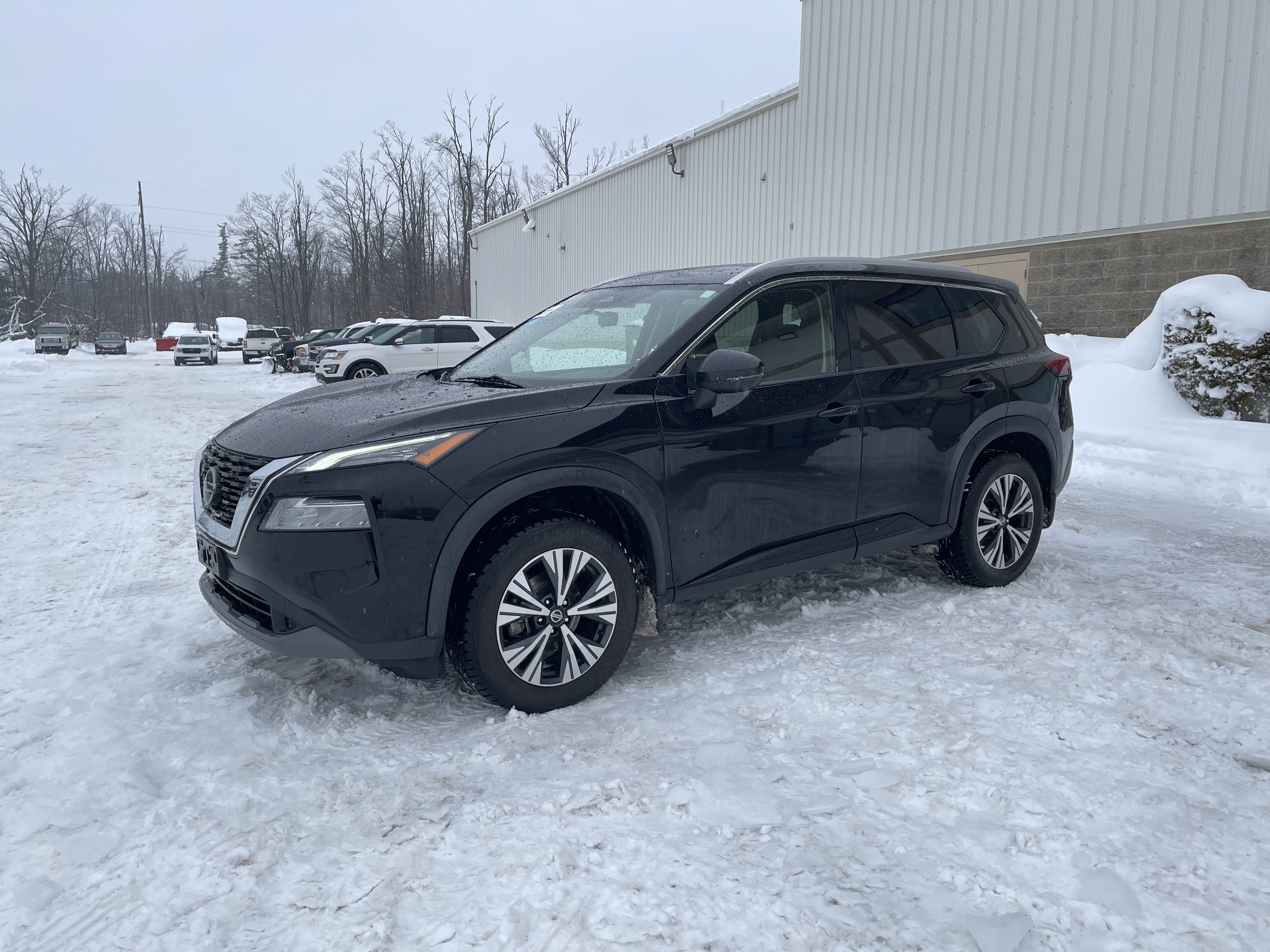 Used 2021 Nissan Rogue SV image 8