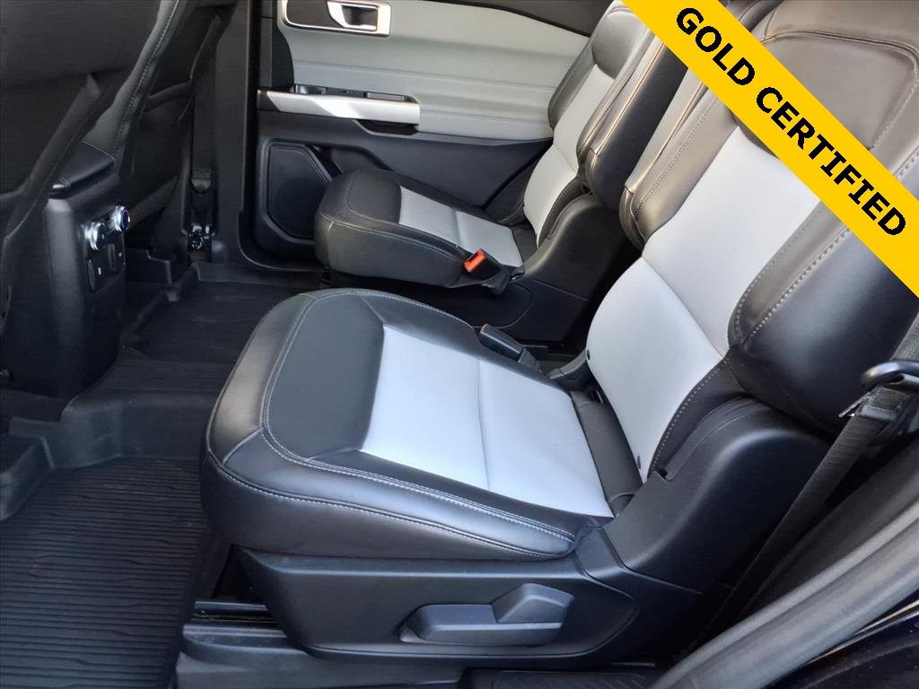 Certified 2022 Ford Explorer XLT w/ Equipment Group 202A image 12