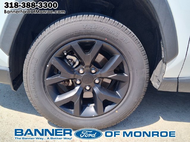 Used 2022 Toyota RAV4 LE FWD image 12
