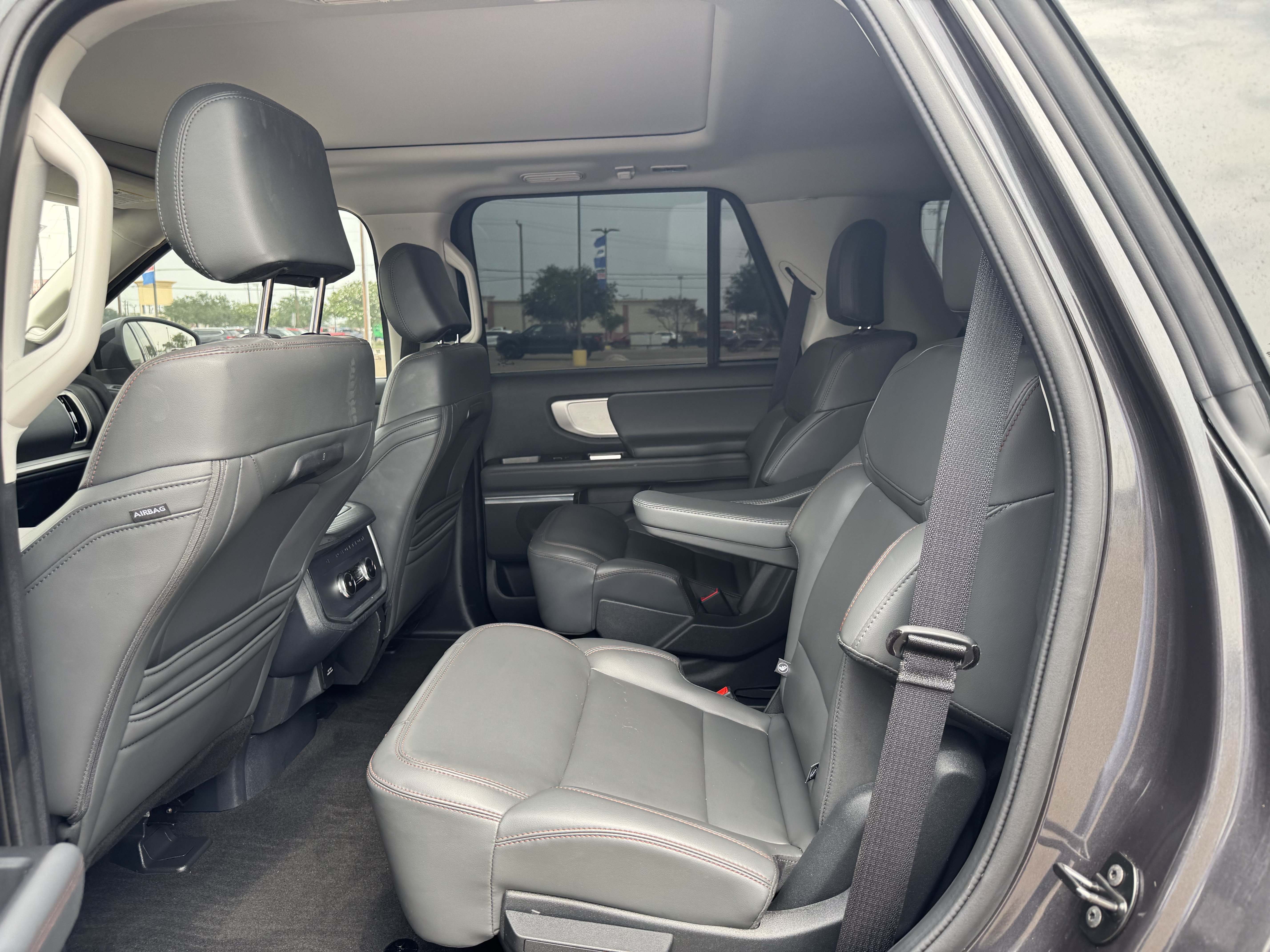 Certified 2025 Ford Expedition Active RWD image 24
