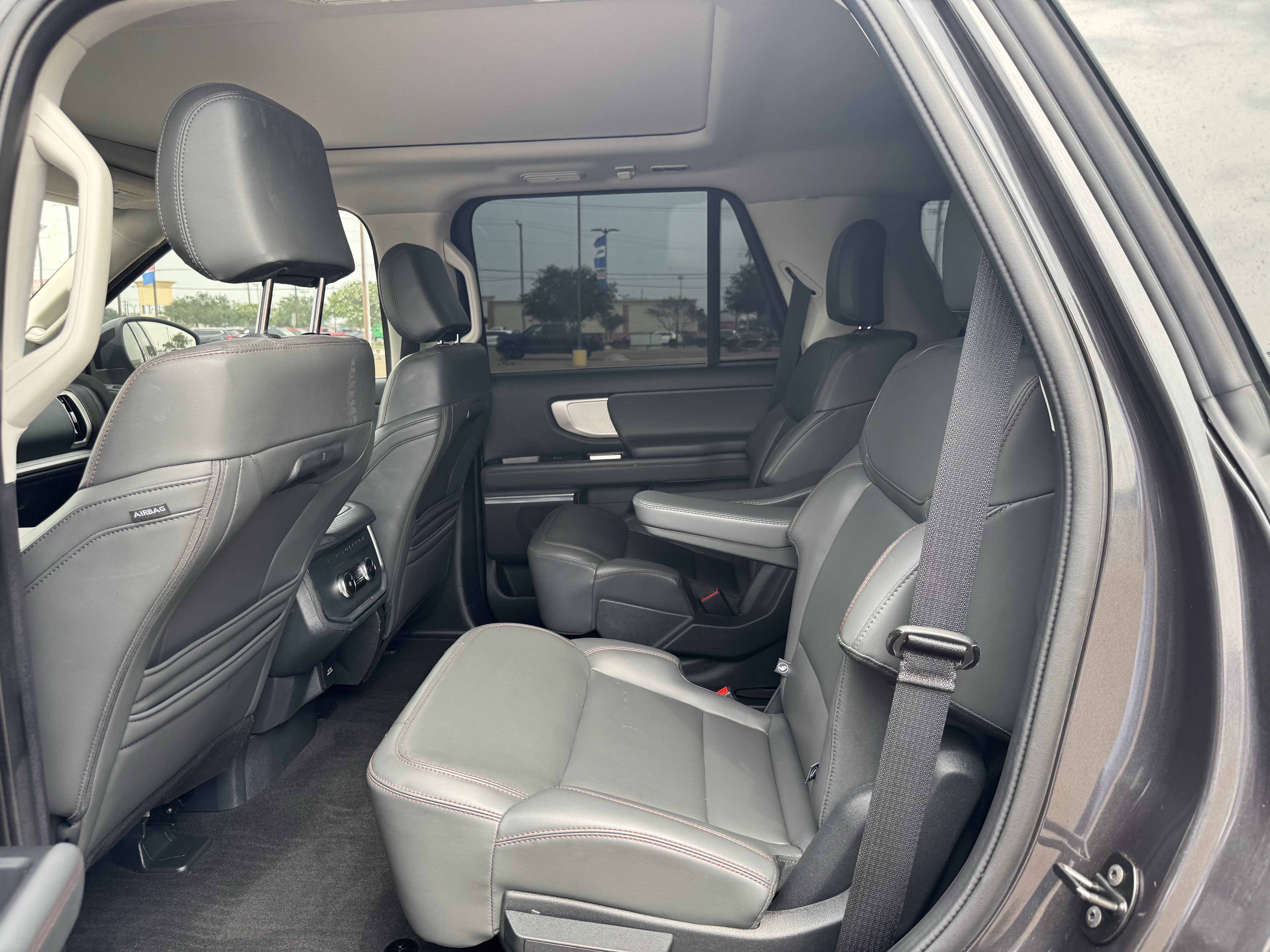 Certified 2025 Ford Expedition Active RWD image 24