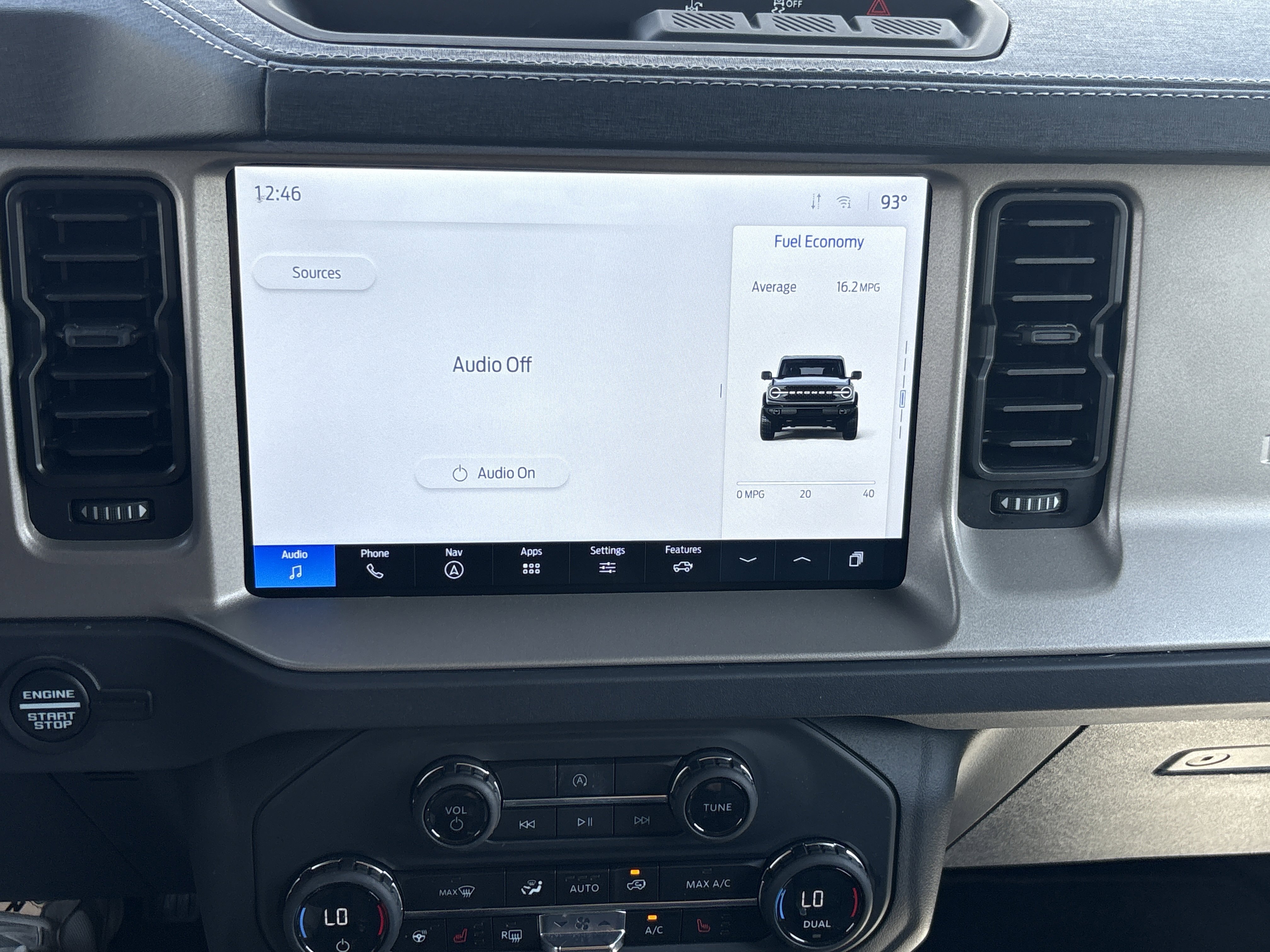 Certified 2025 Ford Bronco Outer Banks AWD/4WD image 27