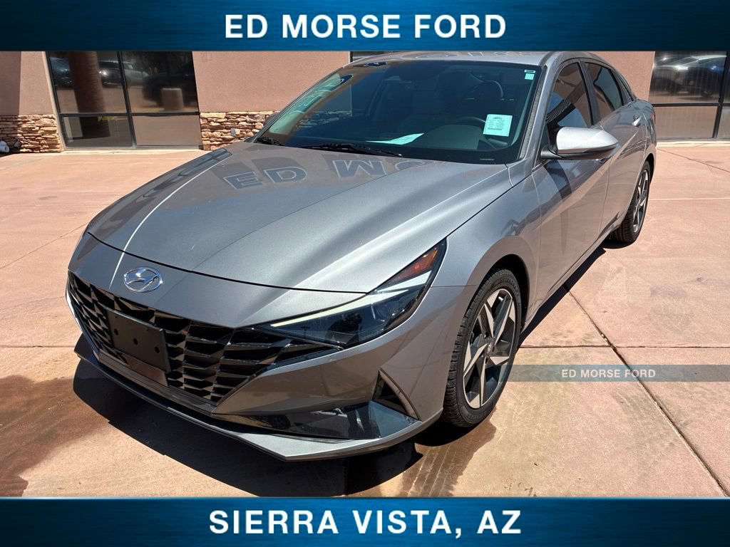 Used 2023 Hyundai Elantra Limited FWD image 3