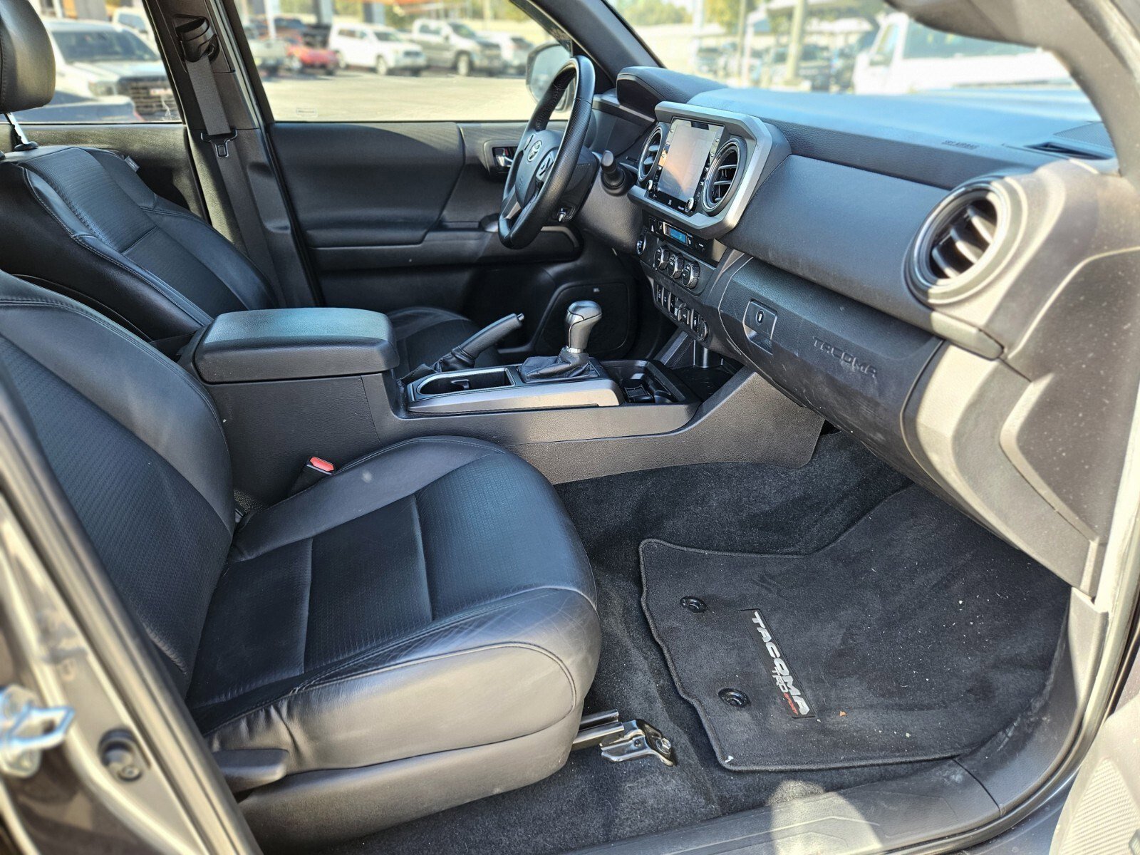 Used 2023 Toyota Tacoma TRD Sport image 12