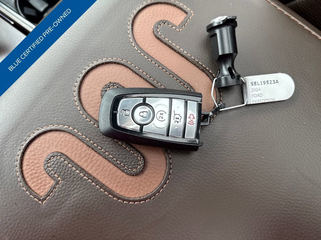 Certified 2024 Ford Expedition Max King Ranch image 29