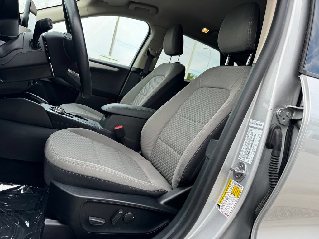 Certified 2020 Ford Escape SE Sport AWD/4WD image 5