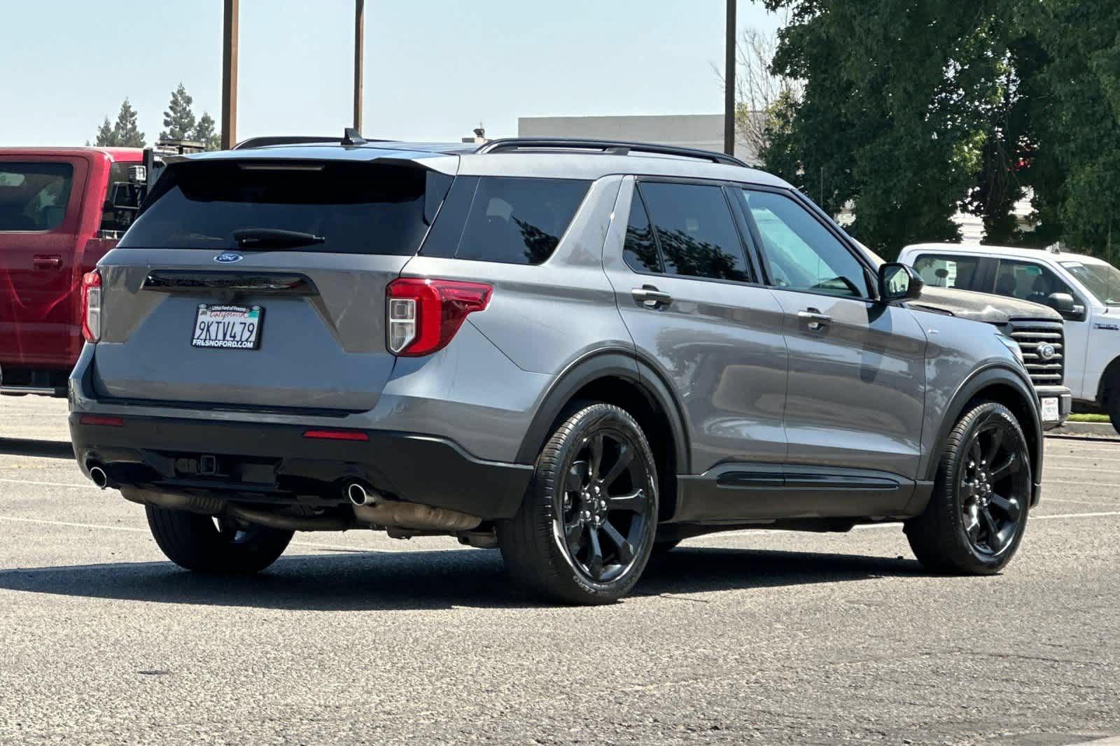 Certified 2023 Ford Explorer ST-Line w/ Class IV Trailer Tow Package RWD image 2