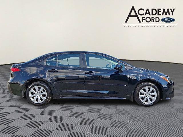 Used 2024 Toyota Corolla LE FWD image 7
