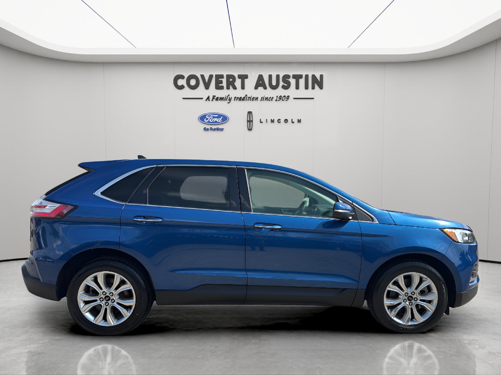 Certified 2024 Ford Edge Titanium AWD/4WD image 6