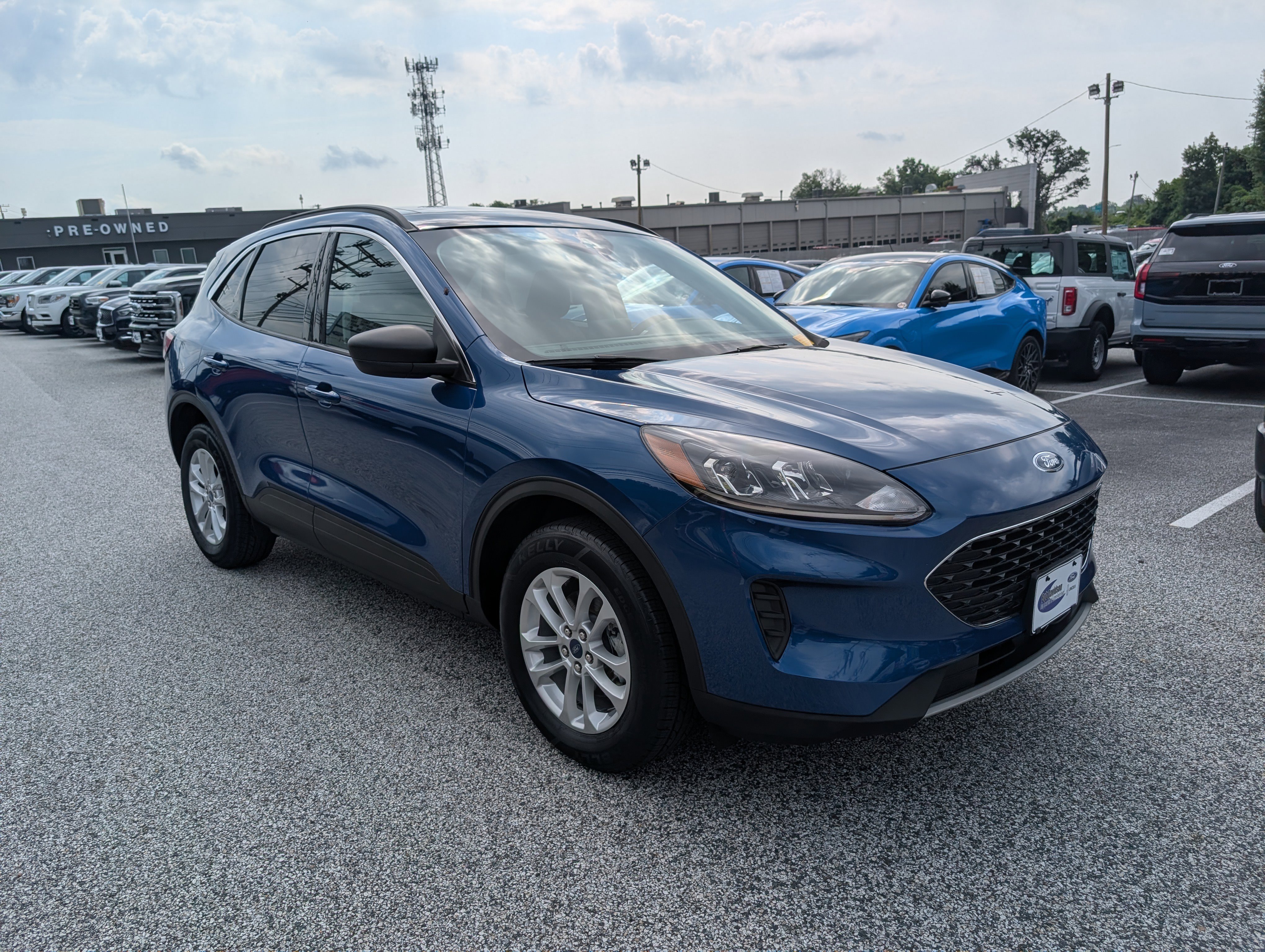 Certified 2022 Ford Escape SE image 10